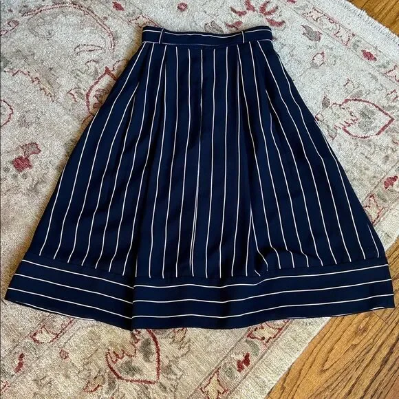 Banana Republic Striped A-Line Skirt in Navy and White - Picture 6 of 13